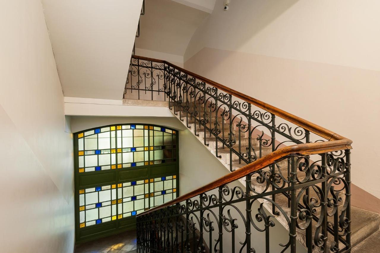 Syncret Apartment - Loftaffair คราคูฟ ภายนอก รูปภาพ