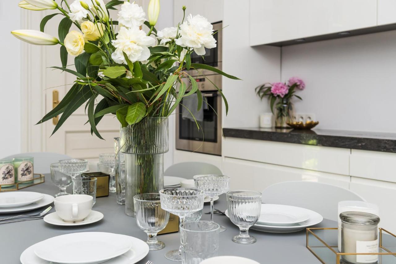 Syncret Apartment - Loftaffair คราคูฟ ภายนอก รูปภาพ